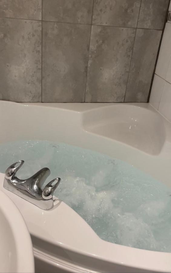 Hotel Bawtrys Zewnętrze zdjęcie